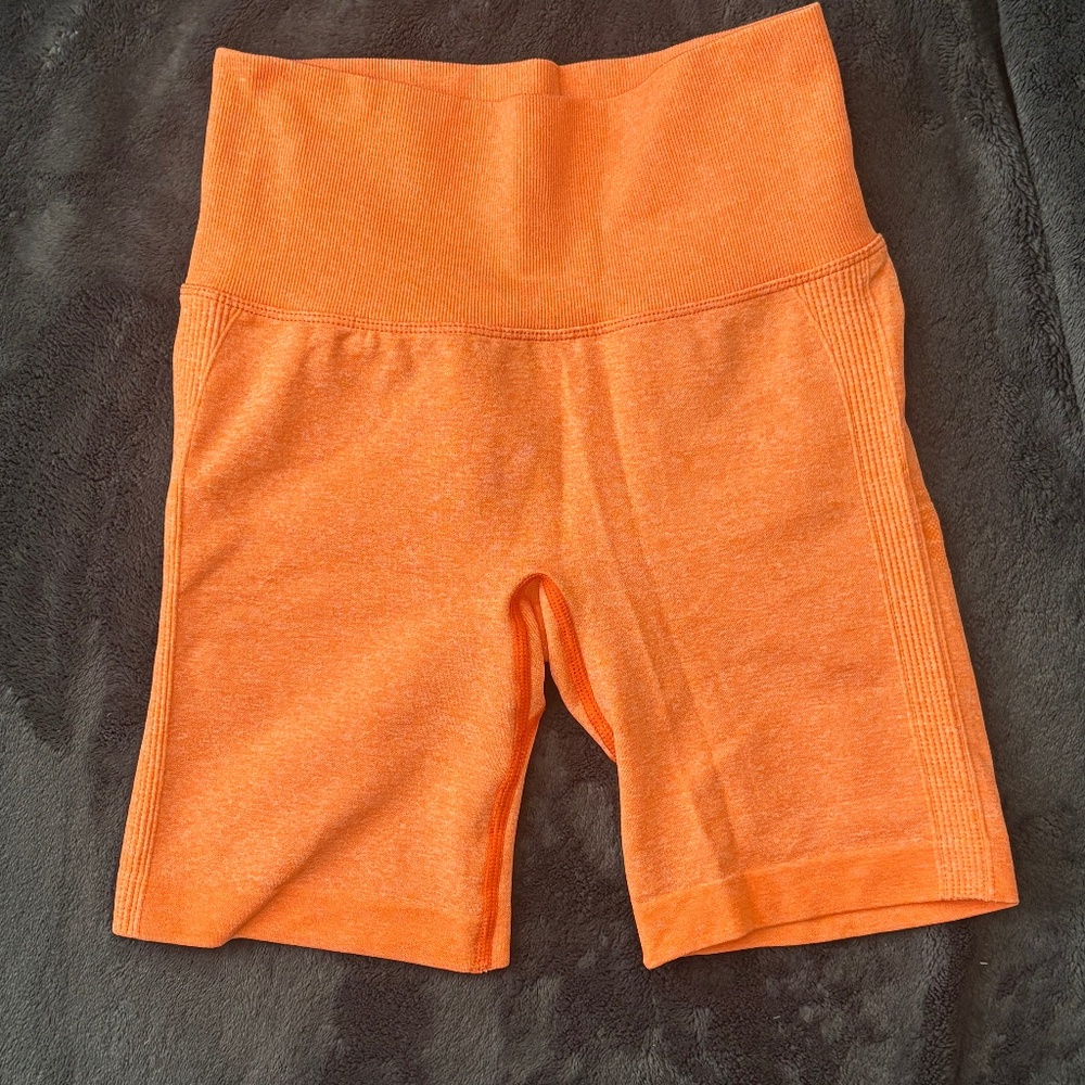 SHEIN Scrunch Shorts - S